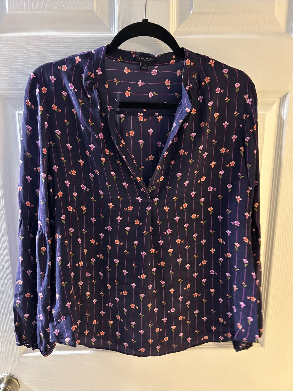 Ann Taylor Petite Size LP blouse dark navy with vertical striped floral pattern